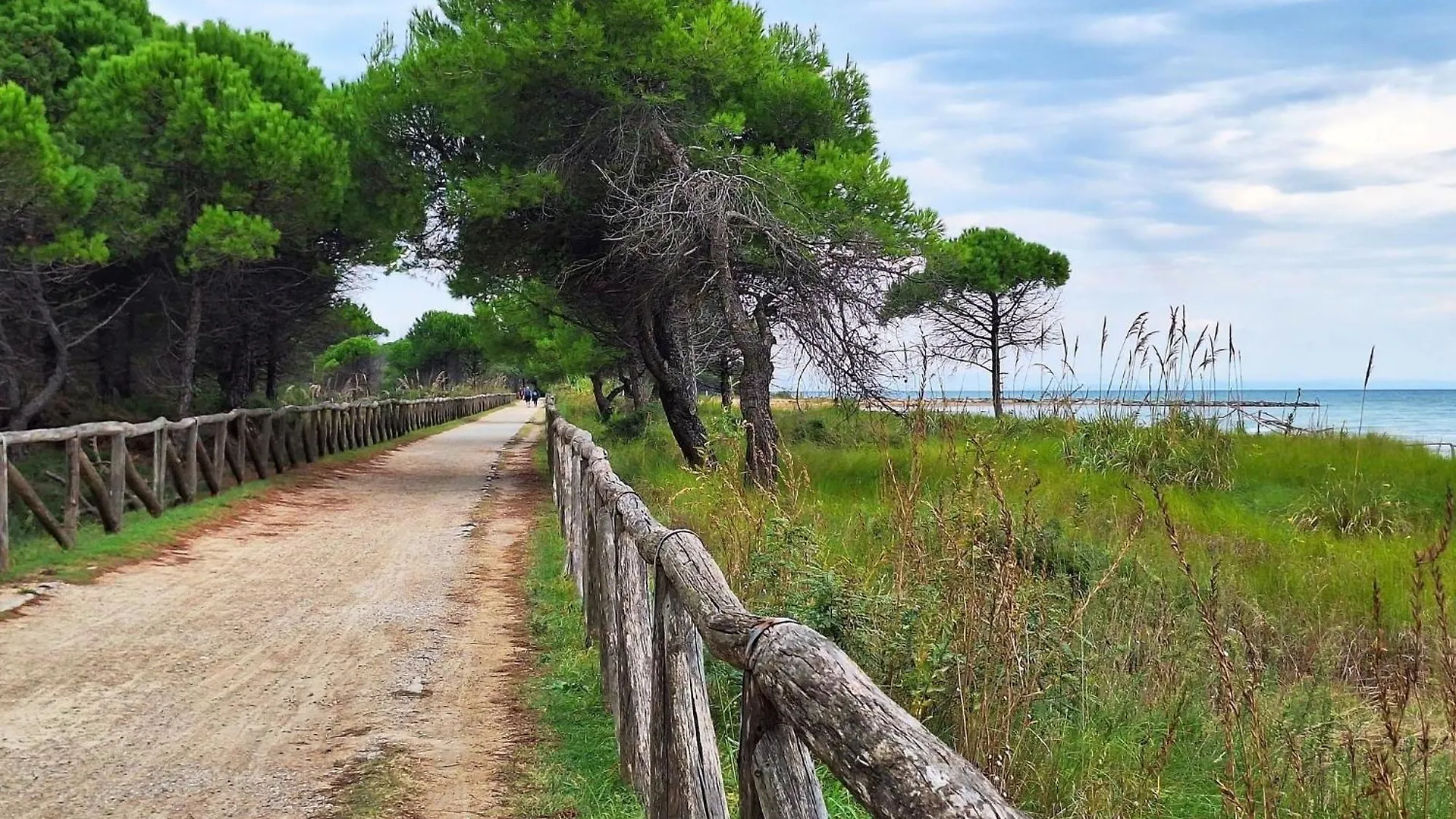 Two- Bedroom Flat With Sea View In Bibione Italy