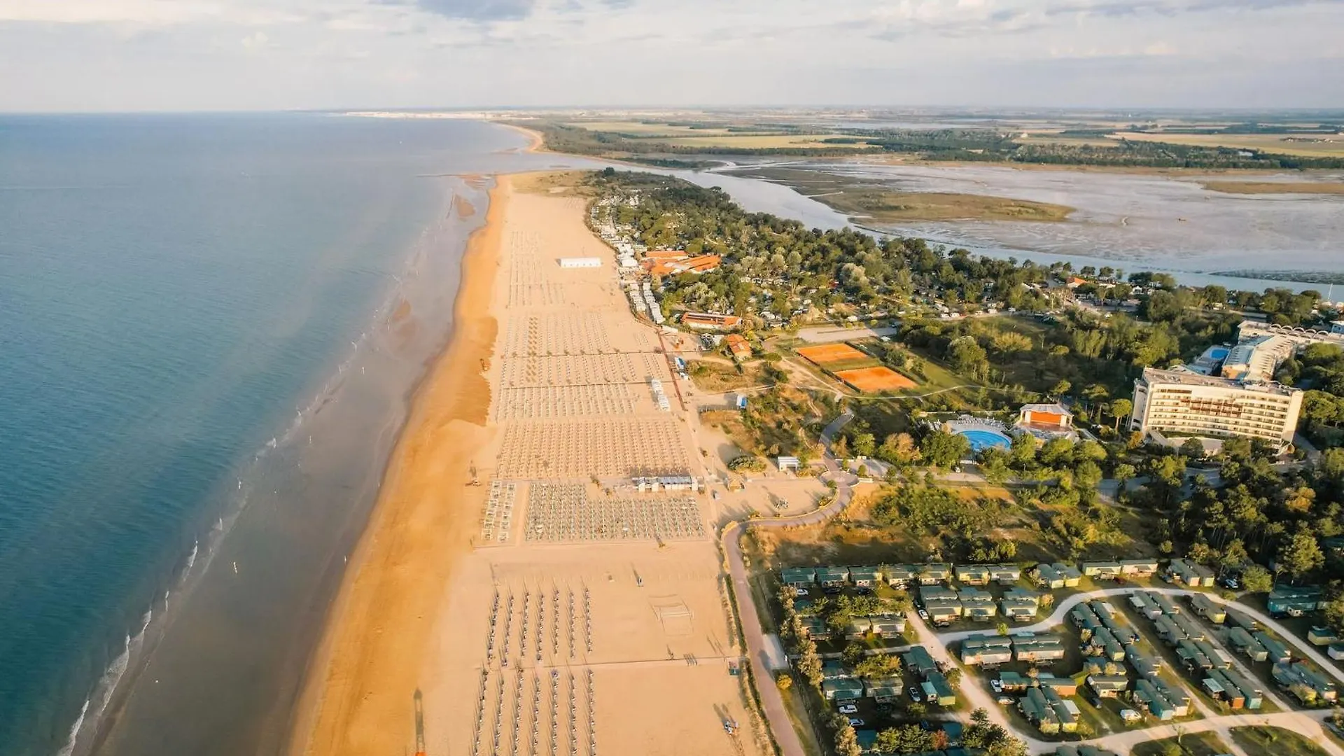 Two- Bedroom Flat With Sea View In Bibione 0*,  Italy
